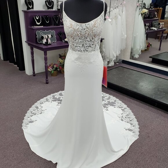 Deanna Ivory Size 14 Mori Lee Bridal Gown/Wedding Dress - Picture 1 of 6